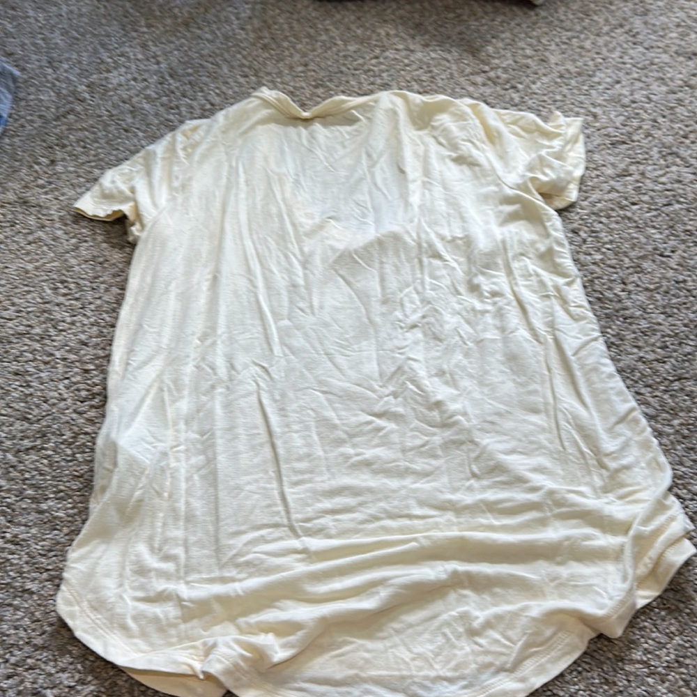 Super cozy V-neck top - Picture 3 of 3